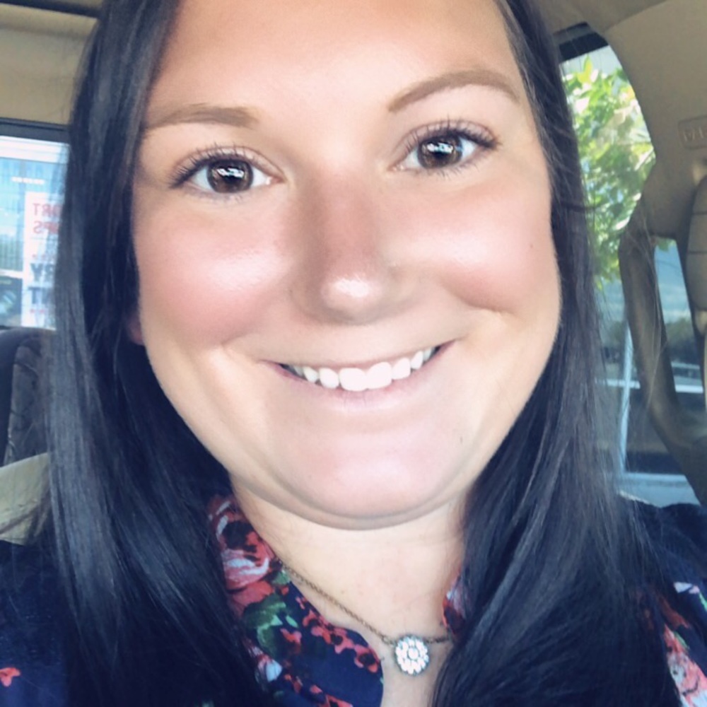 Meet your Posher, Lauren